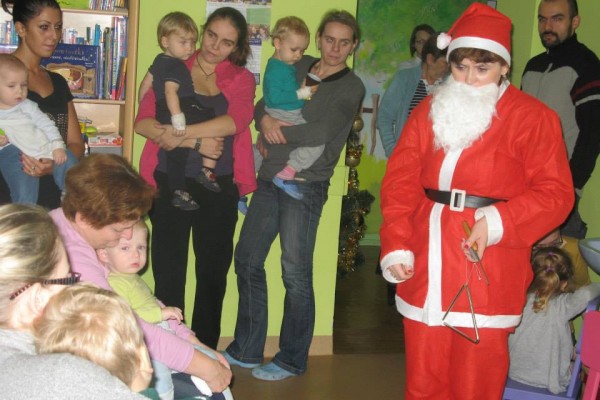 Odwiedziny Świętego Mikołaja w Szpitalu