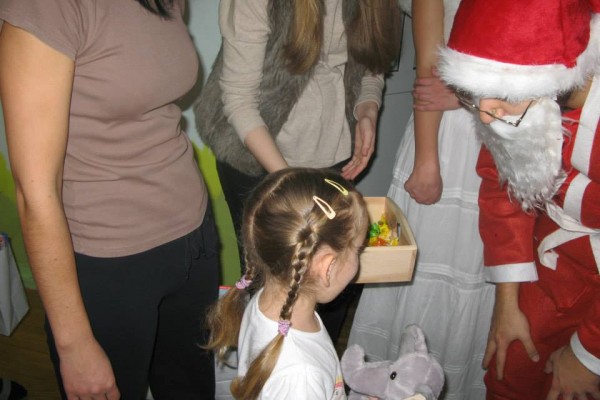 Odwiedziny Świętego Mikołaja w Szpitalu